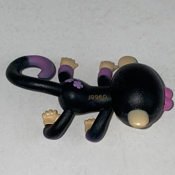 Fingerlings Mimi Monkey Blind Bag Series 1 Pretend Play Toy Collectible Kids - Picture 3 of 3